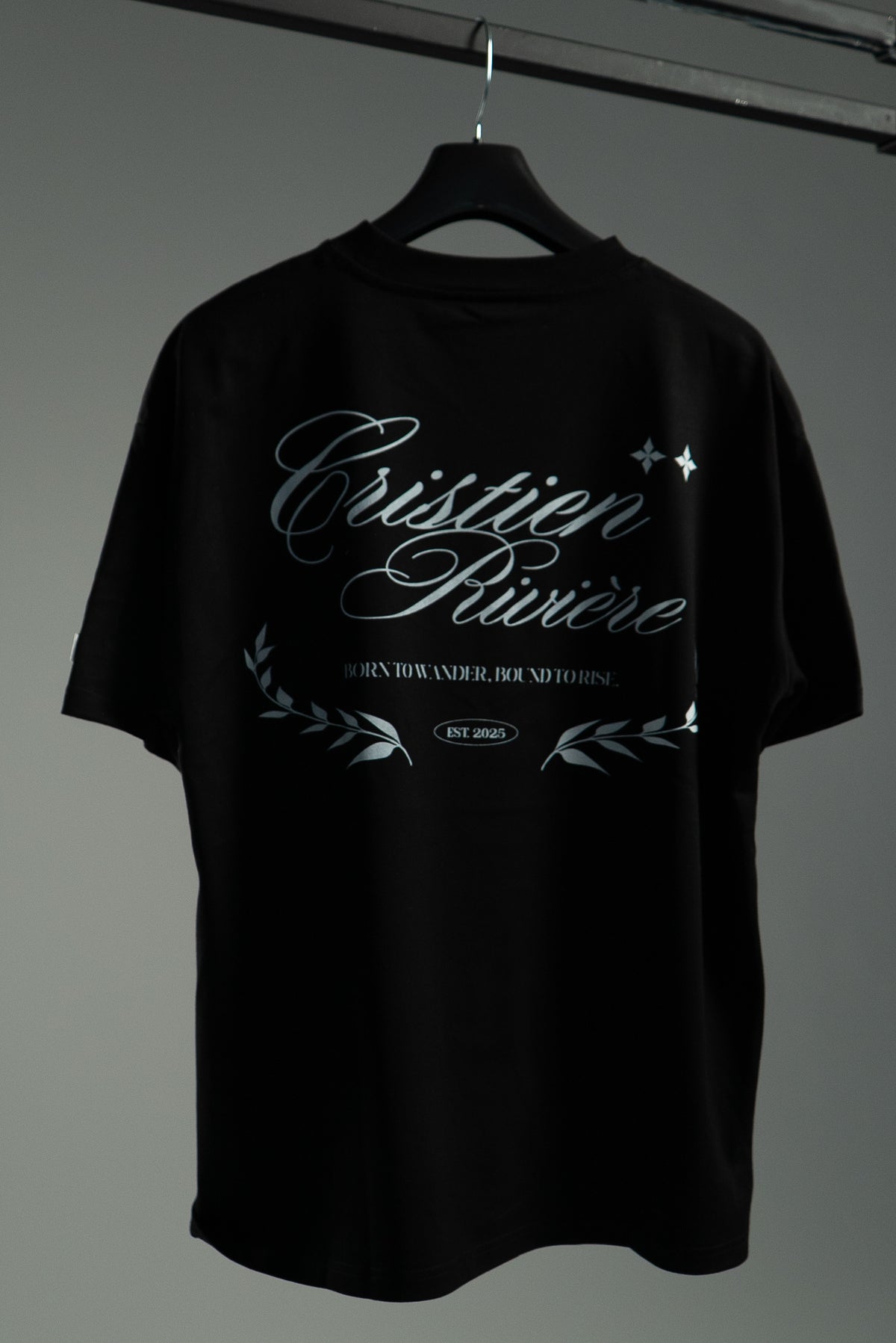 Playera negra // El Reconocimiento